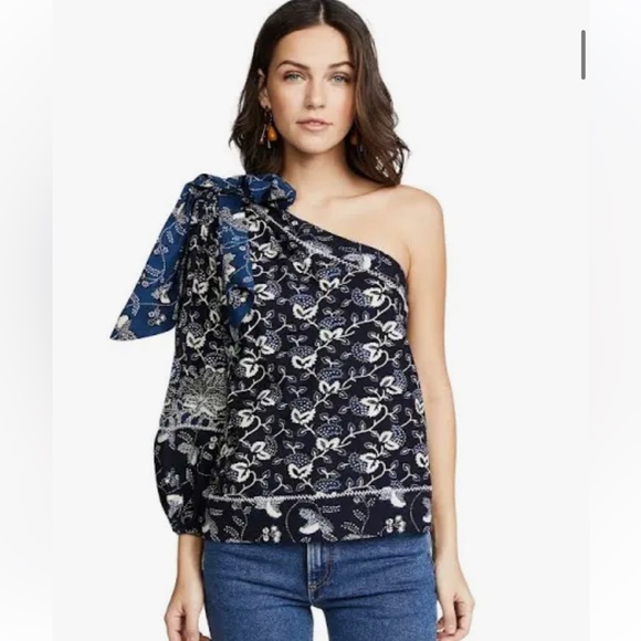 Ulla Johnson Tops - ULLA JOHNSON Asima floral one shoulder puff sleeve top